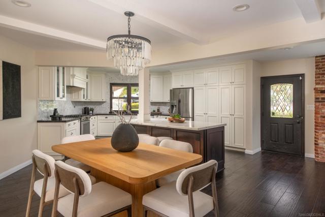 5602 Ladybird Lane, La Jolla CA: https://media.crmls.org/mediaz/d6b3c6e0-61c1-4e3c-b3e6-04f4342ce003.jpg