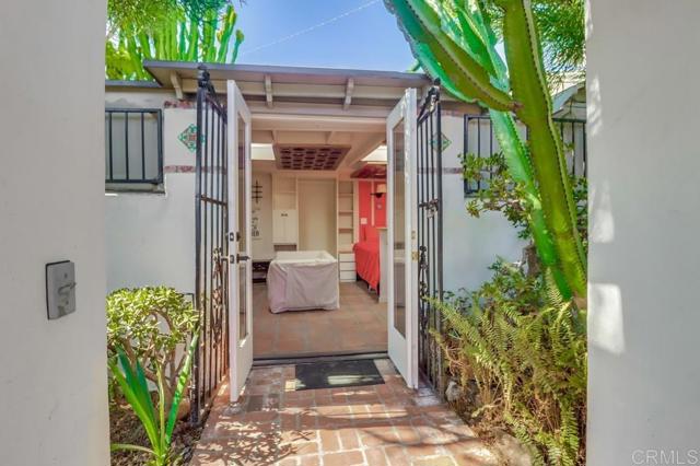 Detail Gallery Image 70 of 73 For 3014 Xenophon St, Point Loma,  CA 92106 - 5 Beds | 3 Baths