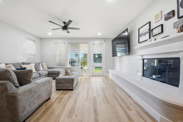 Detail Gallery Image 13 of 27 For 720 Crooked Path Pl, Chula Vista,  CA 91914 - 5 Beds | 3/1 Baths