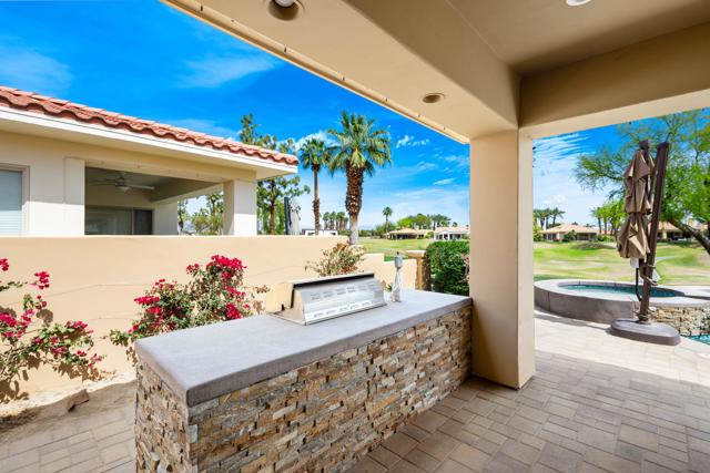 80305 Cedar, La Quinta CA: https://media.crmls.org/mediaz/d6b43038-530a-464e-8519-060a25dde381.jpg
