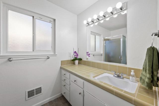 2361 Panoramic Drive, Concord CA: https://media.crmls.org/mediaz/d6b514ed-010c-4956-8736-ee6255ef175d.jpg