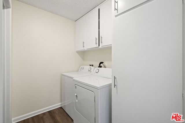 Inside unit laundry