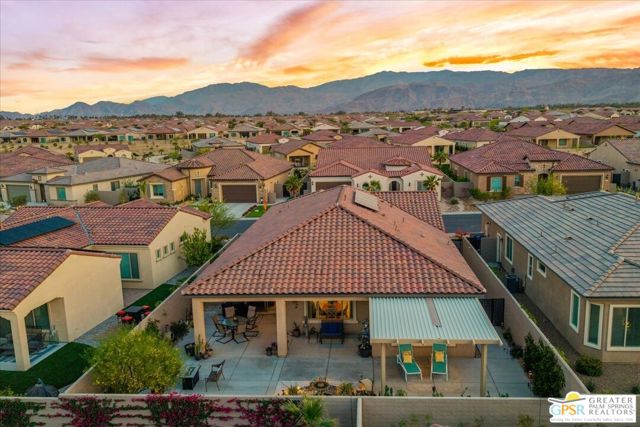 28 Chablis, Rancho Mirage CA: https://media.crmls.org/mediaz/d6b81084-9944-437d-bbf8-ff75a3aace2b.jpg