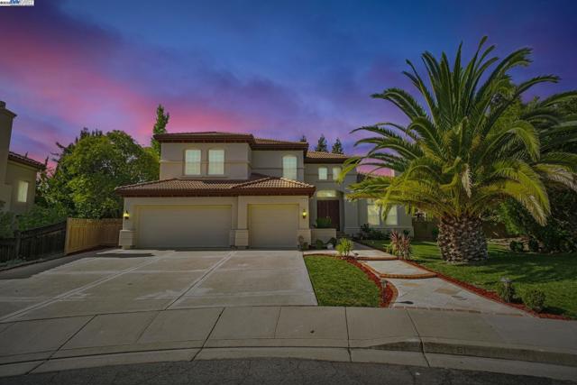 744 Bodega Ct, Fremont CA: https://media.crmls.org/mediaz/d6b814cc-75bc-4f7c-b8b9-0b6a4e587817.jpg