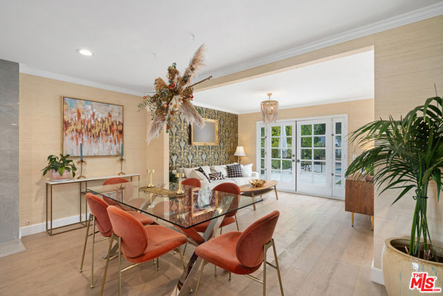 3156 Dona Emilia Drive, Studio City CA: https://media.crmls.org/mediaz/d6b8d827-6f1b-4dbd-8e06-c48f340bdc78.jpg