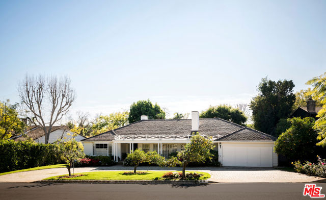 1521 San Remo Drive photo 1