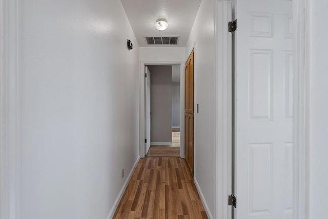 1080 Fairview Road, Hollister CA: https://media.crmls.org/mediaz/d6ba22c3-90d6-440e-89c0-605e43f35566.jpg
