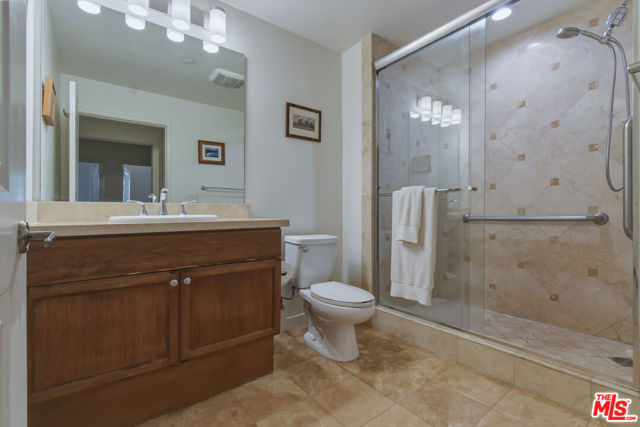 5625 Crescent Parkway, 109 photo 21