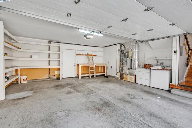 480 N Winchester Blvd, Santa Clara CA: https://media.crmls.org/mediaz/d6ba6f39-251e-45bf-bf70-25fb53cdbc4b.jpg