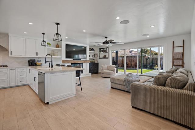 1231 Westward Drive, Hollister CA: https://media.crmls.org/mediaz/d6bb163a-a02f-4bb6-b543-4f87e1e4c75d.jpg