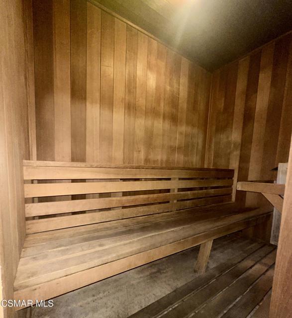 675 Oak Run Trail, Oak Park CA: https://media.crmls.org/mediaz/d6bb936f-de8e-41a1-9e13-afdb23079b6f.jpg