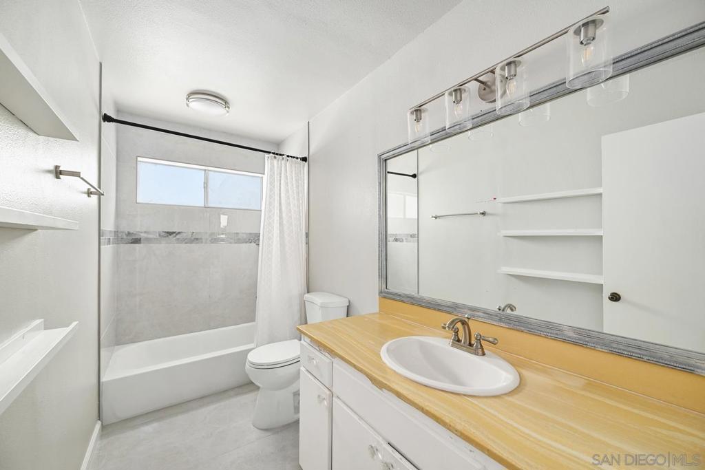 806 4th Ave - photo 19
