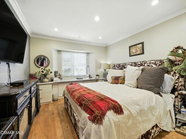 1206 S Westlake Boulevard, Westlake Village CA: https://media.crmls.org/mediaz/d6bc5612-2855-4175-9e68-c9b644314814.jpg