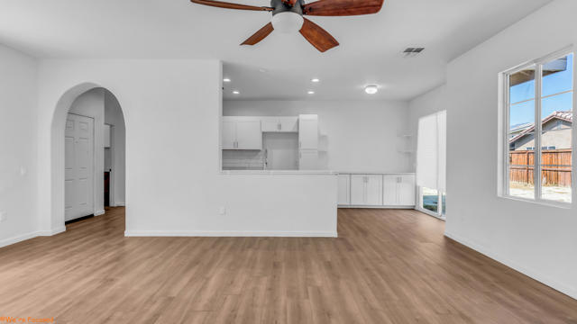 83628 Serpentine Way, Coachella CA: https://media.crmls.org/mediaz/d6be5350-3b65-426e-90de-a7febf7cbb9b.jpg
