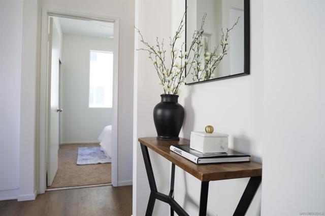 5282 Naranja Street 10, San Diego CA: https://media.crmls.org/mediaz/d6bfb765-3ce7-44a7-8763-705fb10b55d9.jpg