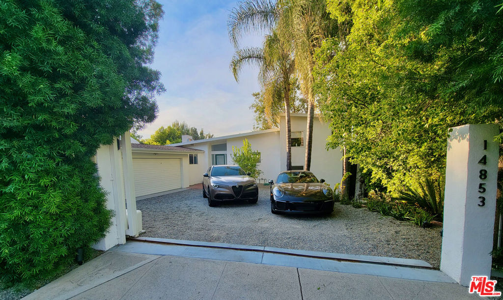 14853 Valley Vista Boulevard, Sherman Oaks, CA 91403