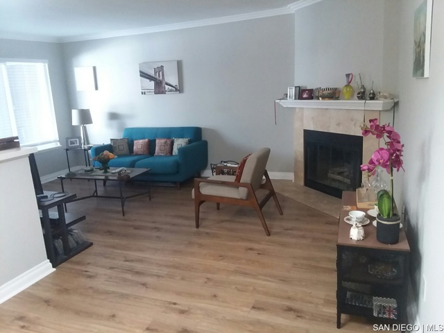Image 4 of 14 For 1756 Essex St  Unit 311