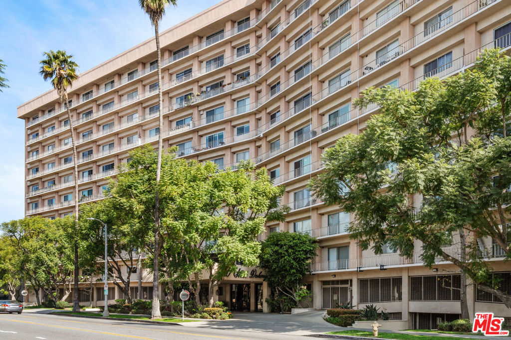 100 S Doheny Drive #503