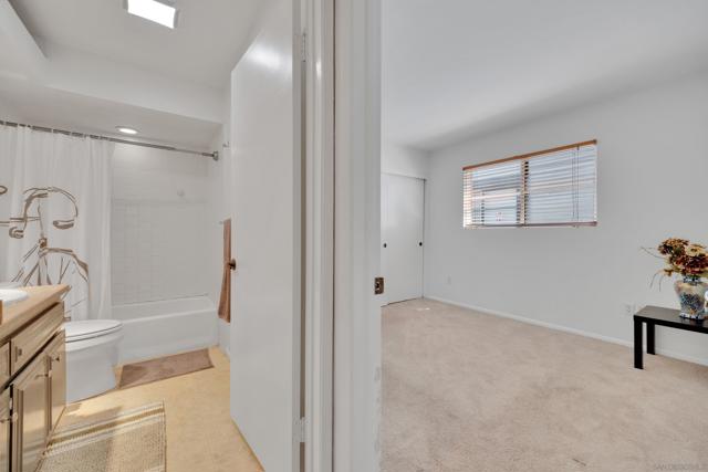 4055 Falcon St, San Diego CA: https://media.crmls.org/mediaz/d6c3d004-468b-431c-bdeb-ca15364f2372.jpg