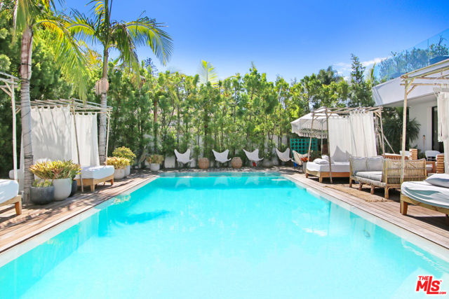 9570 Sunset Boulevard photo 37