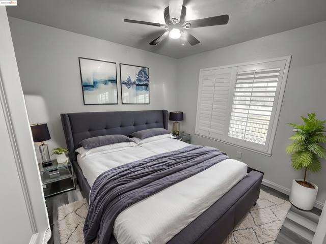 166 Norman Ct, Tracy CA: https://media.crmls.org/mediaz/d6c51109-178c-477f-9576-94855eae1ca7.jpg