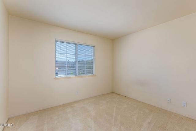 1062 Meadowlark Drive, Fillmore CA: https://media.crmls.org/mediaz/d6c5c6b0-1c61-4297-8c18-4e5fd903a1f3.jpg