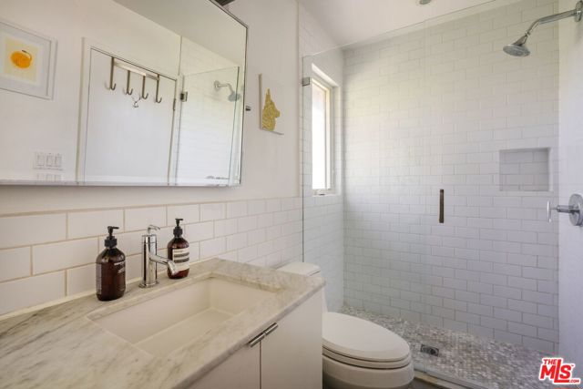 2 Bed Home for Sale in Venice, California