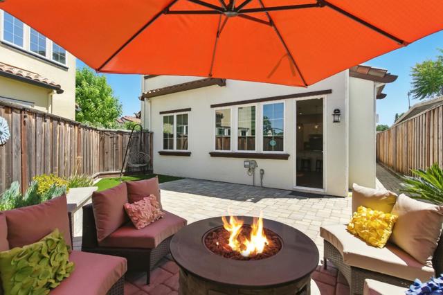 124 Barias Place, Pleasanton CA: https://media.crmls.org/mediaz/d6c94774-9b71-4757-bfbf-5ec67a040e7b.jpg