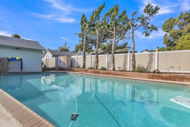 1545 Meadow, El Cajon CA: https://media.crmls.org/mediaz/d6c97419-e6d9-4bf8-98fb-6d3d4d2ad4f9.jpg