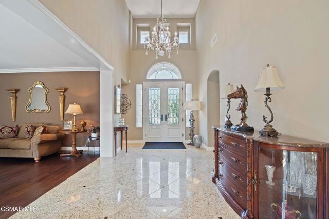 3194 Sunset Hills Boulevard, Thousand Oaks CA: https://media.crmls.org/mediaz/d6c9bcc5-aded-4500-92f9-eb91241d86bd.jpg