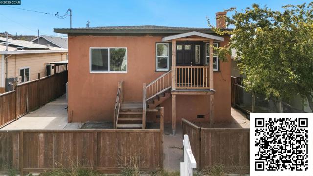 840 7th St, Richmond CA: https://media.crmls.org/mediaz/d6ca3dc7-5776-41b8-84a6-64d6fb386391.jpg