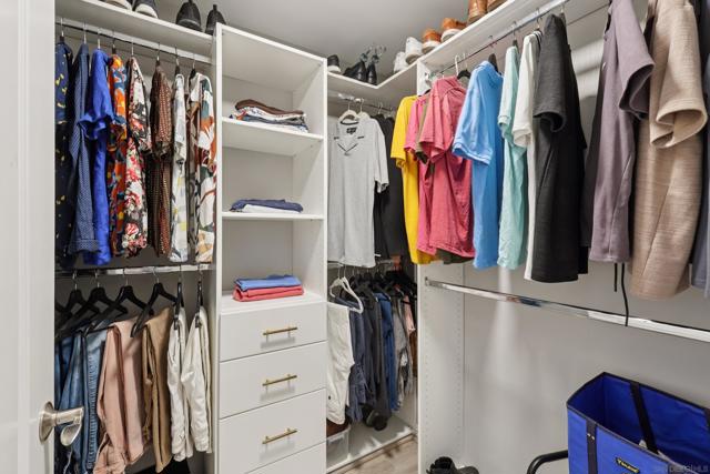 8211 Station Village Ln, San Diego CA: https://media.crmls.org/mediaz/d6ca8a16-a293-4dae-9c7d-5e115e99a5c7.jpg