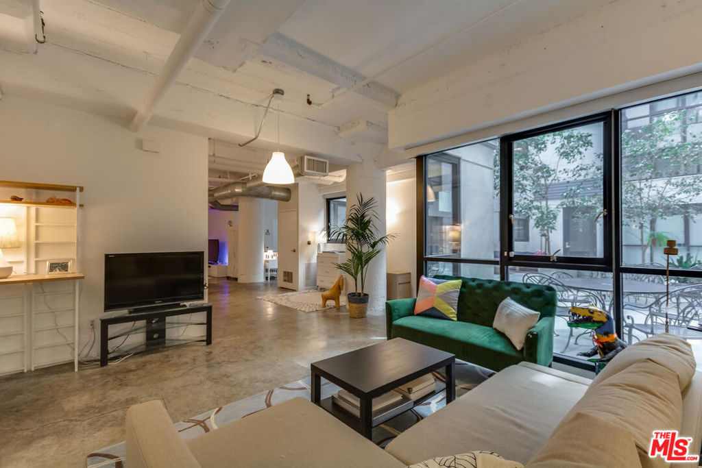 1100 S Grand Avenue #A003