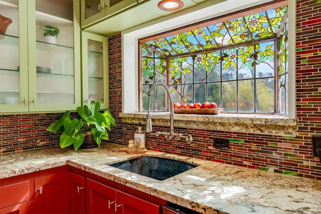 249 Spreckels Drive, Aptos CA: https://media.crmls.org/mediaz/d6ccbb3d-0847-454d-9da0-9459189a2602.jpg