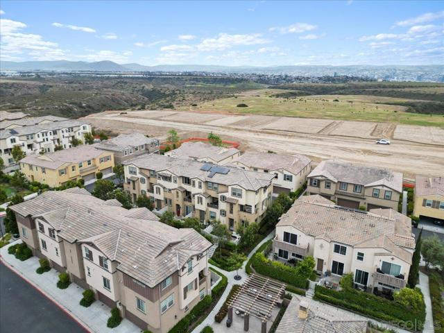 5506 San Roberto, San Diego CA: https://media.crmls.org/mediaz/d6cd25e1-7ab5-45f7-a124-4a81d09085ae.jpg