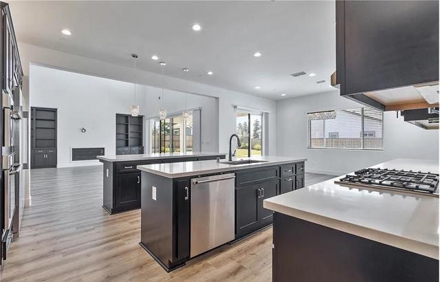 1734 Lester Avenue, Clovis CA: https://media.crmls.org/mediaz/d6ce4ea6-13ab-48a9-b14f-e8a244fc3df0.jpg