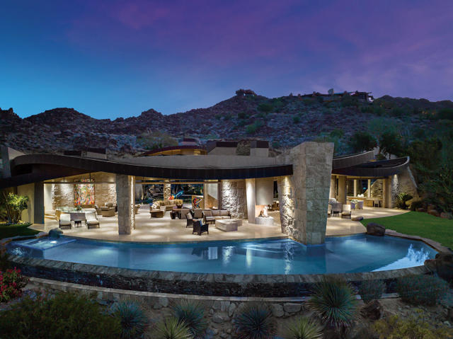 700 Summit, Palm Desert CA: https://media.crmls.org/mediaz/d6ce989f-06ef-4cdc-b530-6cac117fe69a.jpg