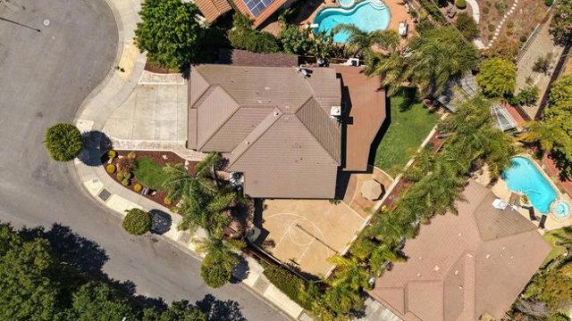 4252 Merlot Court, San Jose CA: https://media.crmls.org/mediaz/d6cf5f3f-1dc4-4e87-b9ca-5da00f0b646e.jpg