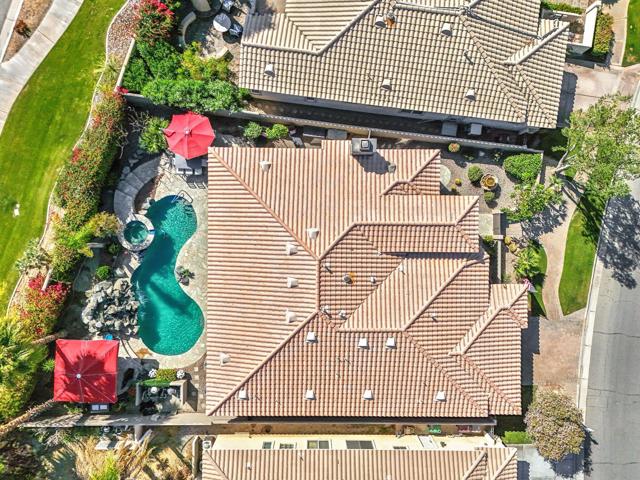 47410 Via Florence, La Quinta CA: https://media.crmls.org/mediaz/d6d031ea-5f3f-4242-9ffe-5297f3996a8b.jpg