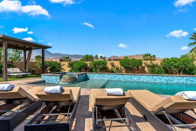 Image 21 of 75 For 54770 Cavalcade Court