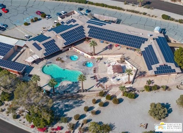 69490 Parkside Drive, Desert Hot Springs CA: https://media.crmls.org/mediaz/d6d0bdeb-b1b0-48b0-9e66-48bc7e9fa58e.jpg