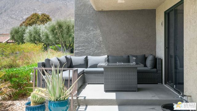 355 N Avenida Caballeros #6, Palm Springs, CA 92262