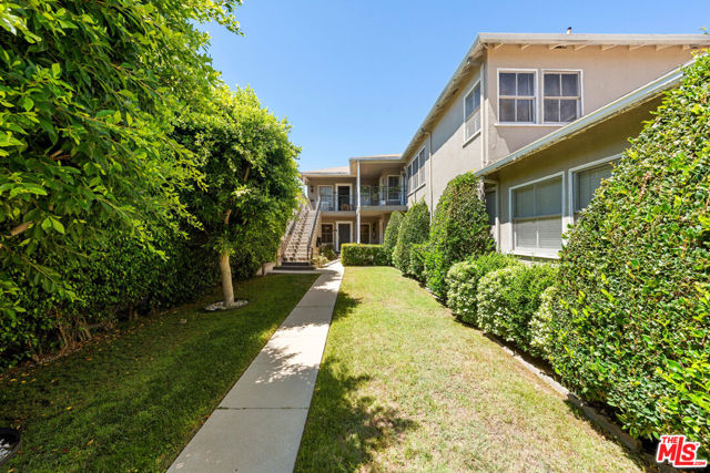 805 Mccadden Place, Los Angeles, California 90038, ,Multi-Family,For Sale,Mccadden,24430625