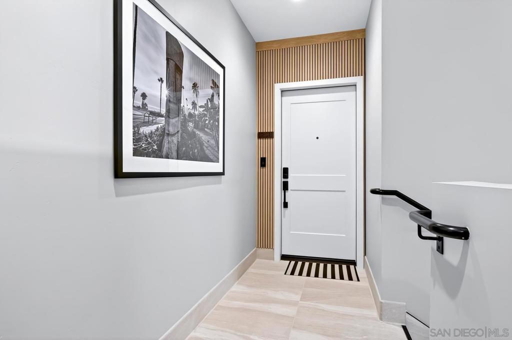 1101 Catania Ct - photo 4