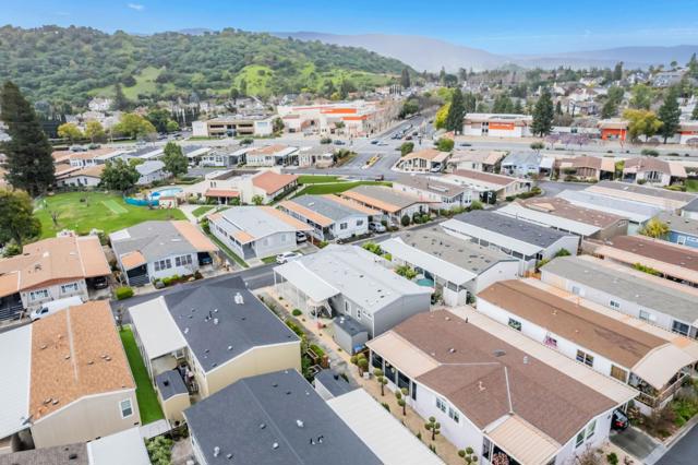 821 Villa Teresa Way, San Jose CA: https://media.crmls.org/mediaz/d6d31e41-b9f8-44a2-b353-85a775891fc4.jpg