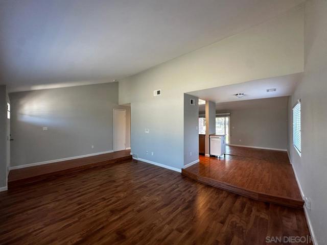 10017 Woodrose Ave, Santee CA: https://media.crmls.org/mediaz/d6d36643-9e5a-4bde-a7c6-30633d36bfc3.jpg