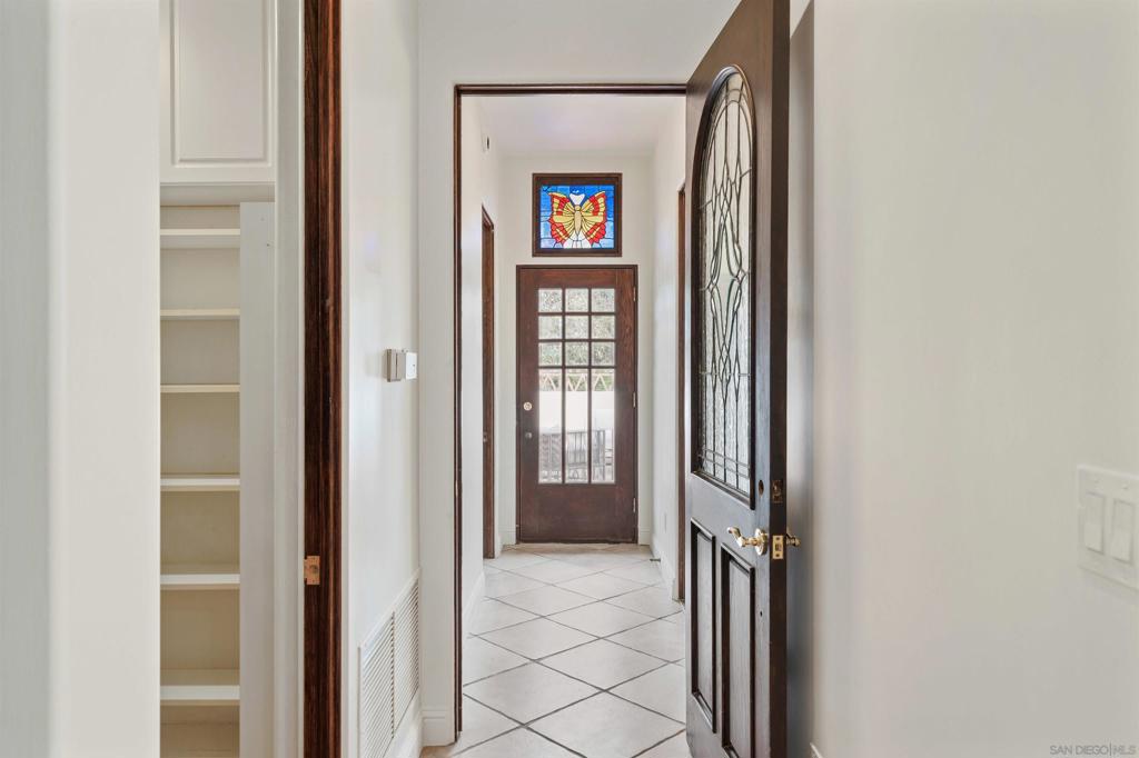 MLS #250028767SD img 15