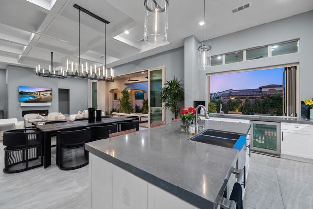 81670 Haflinger Way, La Quinta CA: https://media.crmls.org/mediaz/d6d49878-8ced-4121-9a88-2c182800ee5f.jpg
