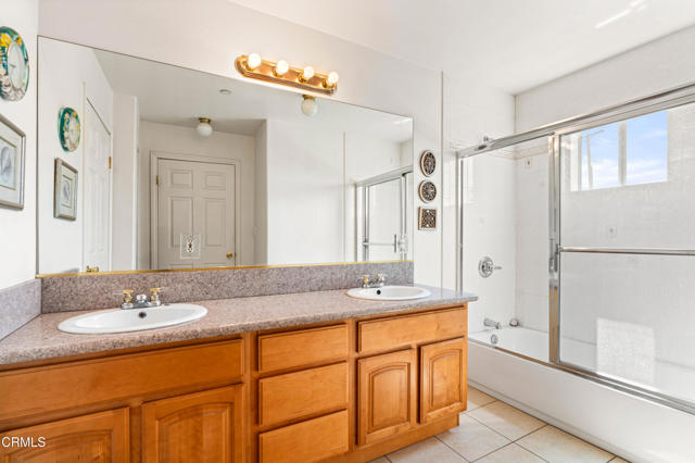 Detail Gallery Image 20 of 27 For 907 W Mission Rd #B,  Alhambra,  CA 91801 - 3 Beds | 3 Baths