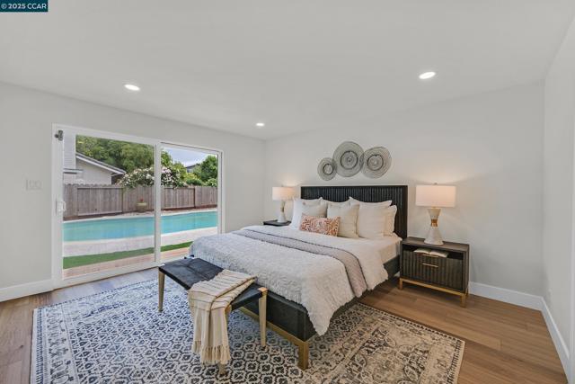 2043 Gill Port Ln, Walnut Creek CA: https://media.crmls.org/mediaz/d6d64697-9300-4d6c-a404-95f74f983314.jpg